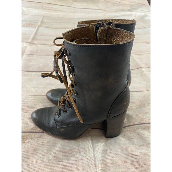 Freebirds By Steven Women's Holis Leather Distressed Lace Up Ankle Boots - 9 - Picture 2 of 12